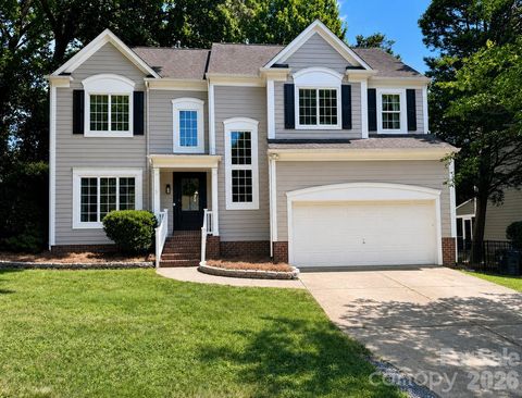 Photo of 12727 Hollyhock Lane, Huntersville, NC 28078 (MLS # 4406135)