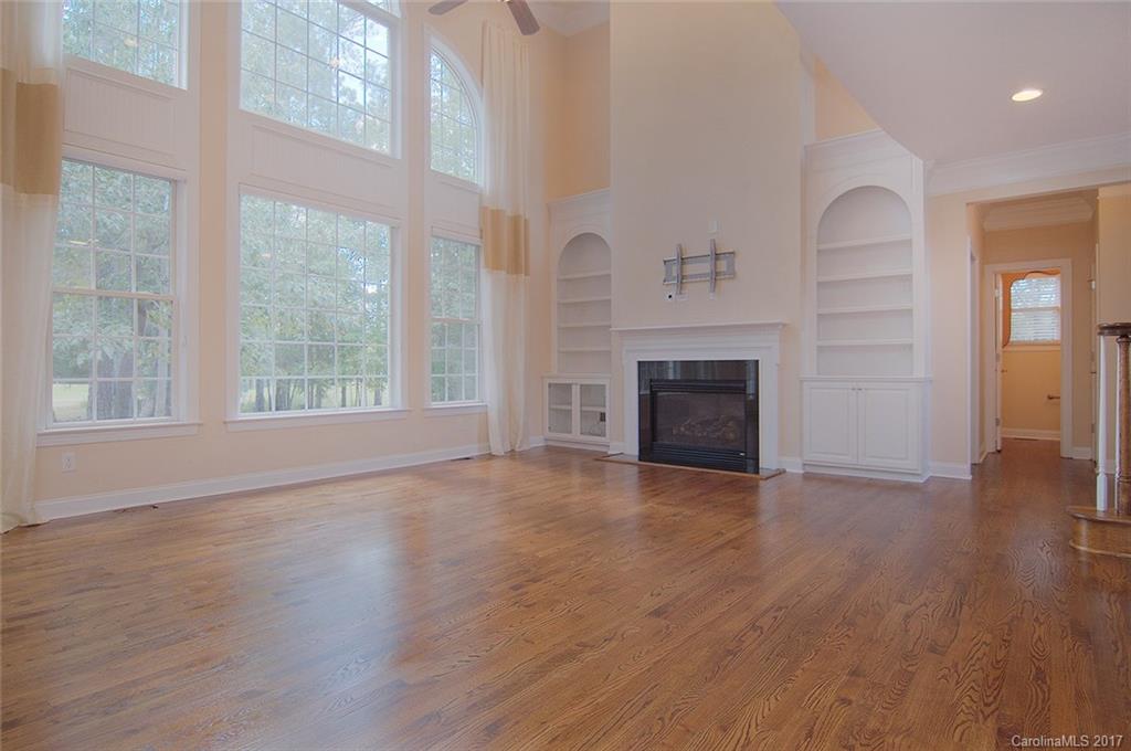 Lake Shore - Residential