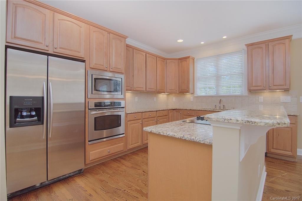 Lake Shore - Residential