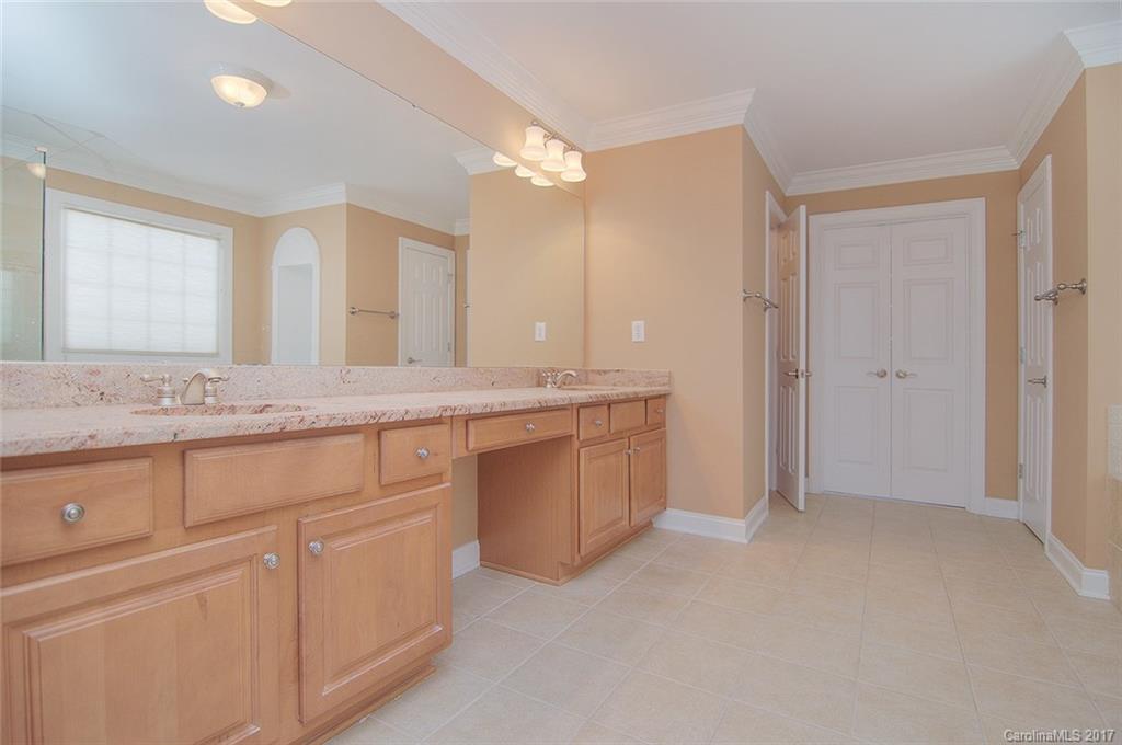 Lake Shore - Residential