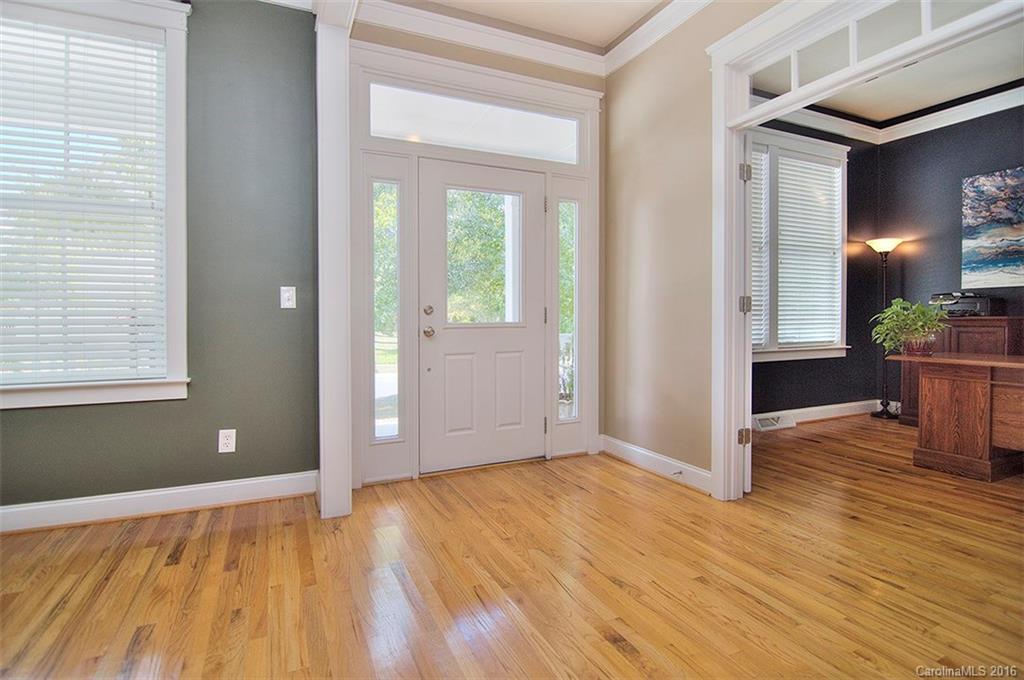 Lake Shore - Residential