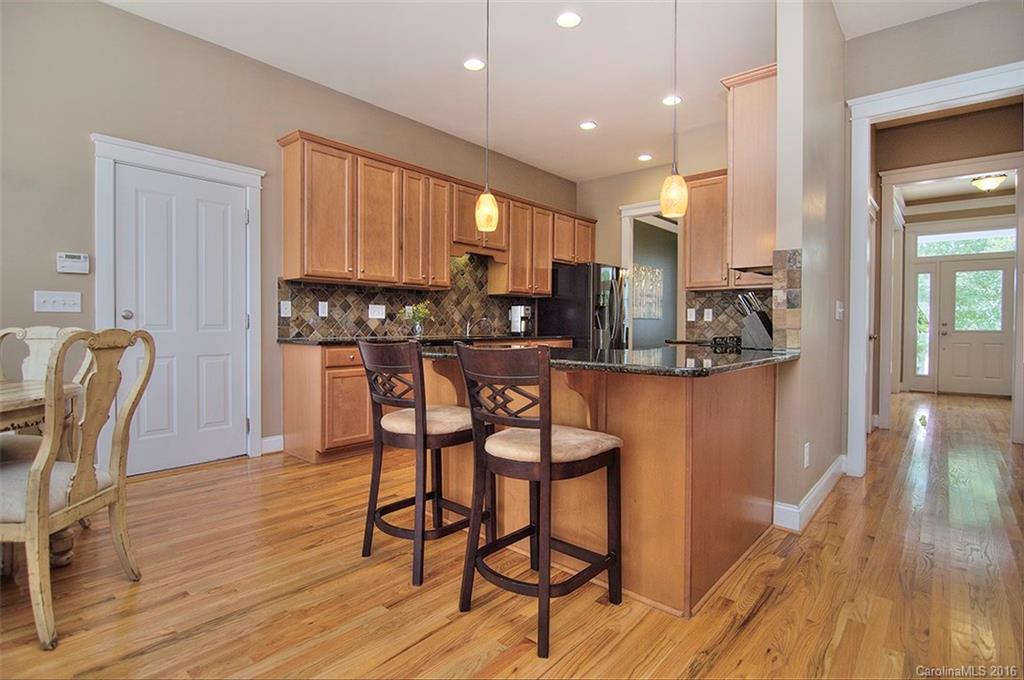 Lake Shore - Residential