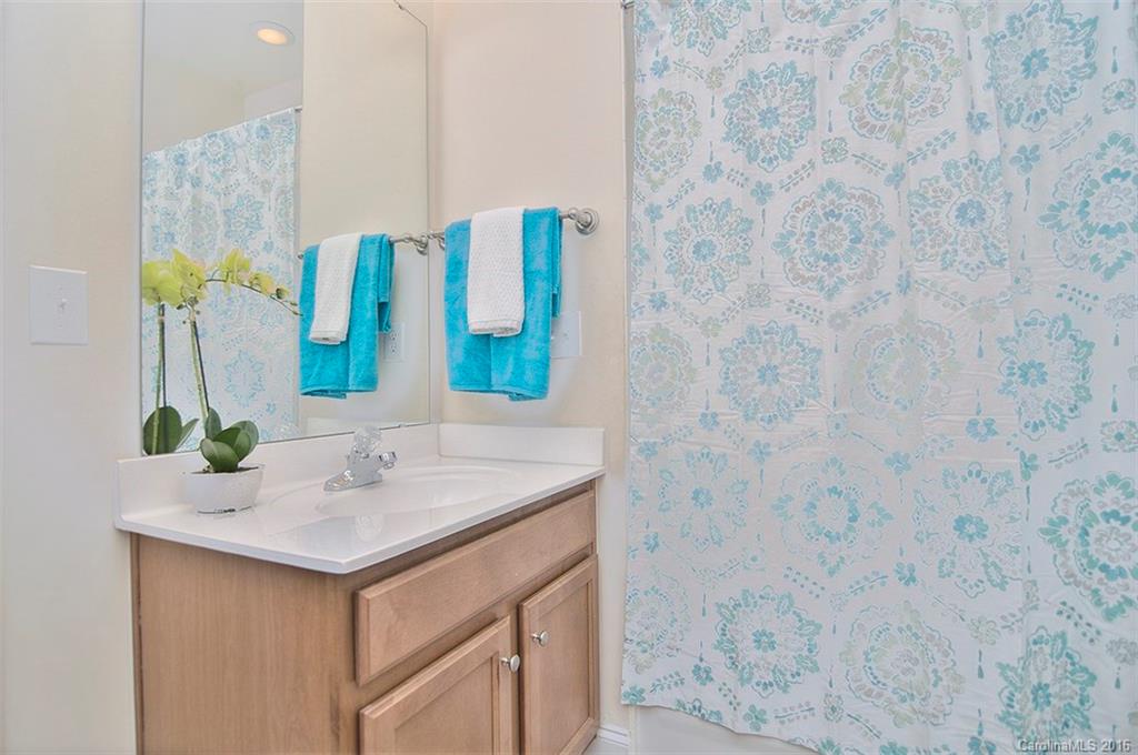 Lake Shore - Residential