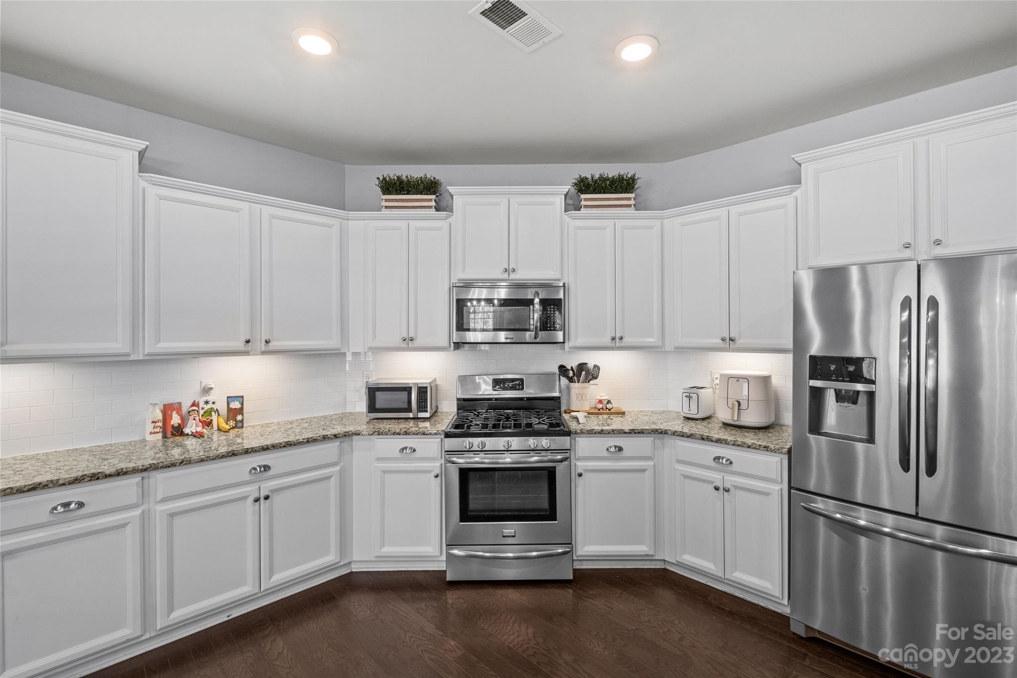 Lakemont - Residential