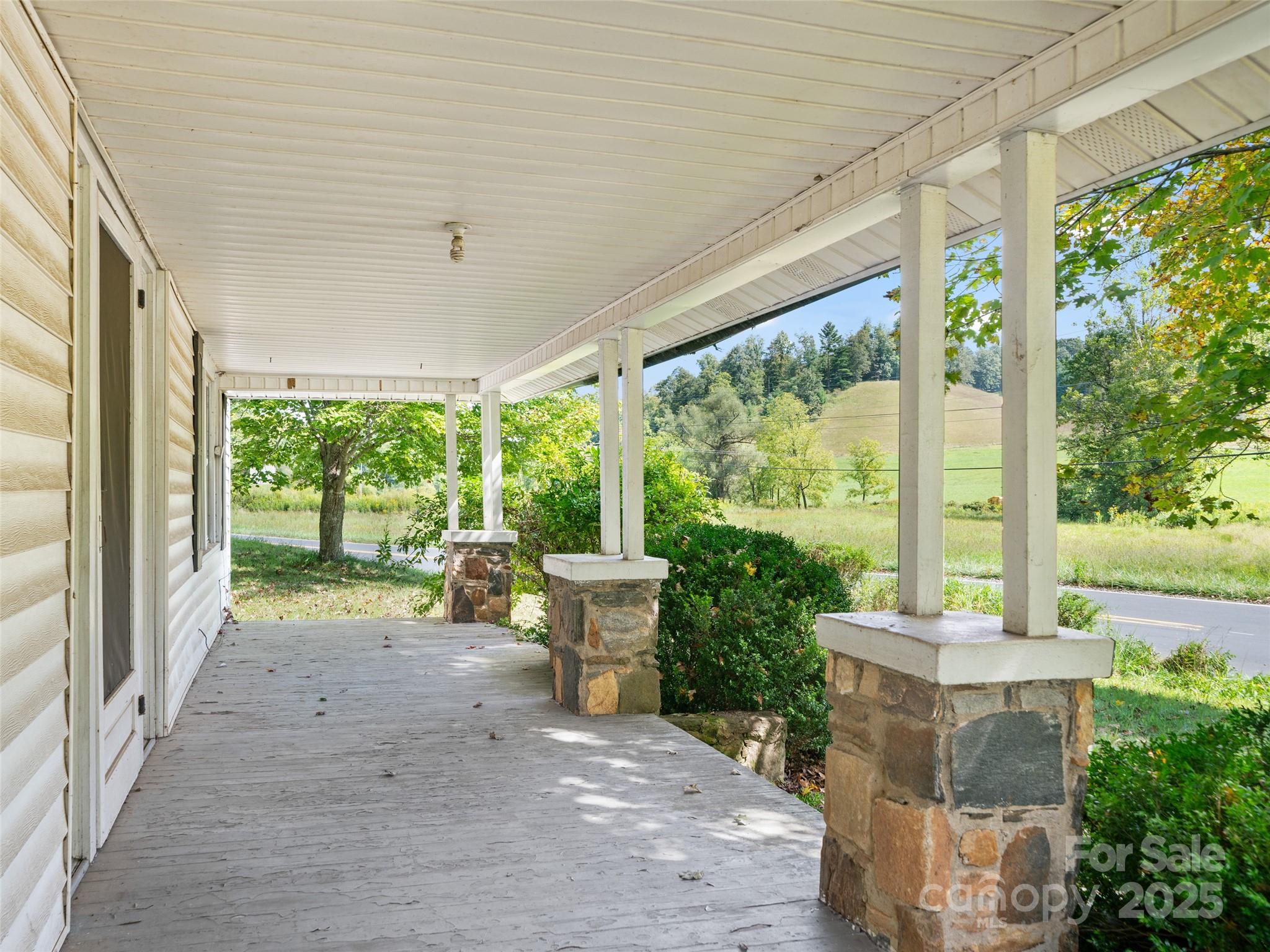 4085 Jacks Creek Road