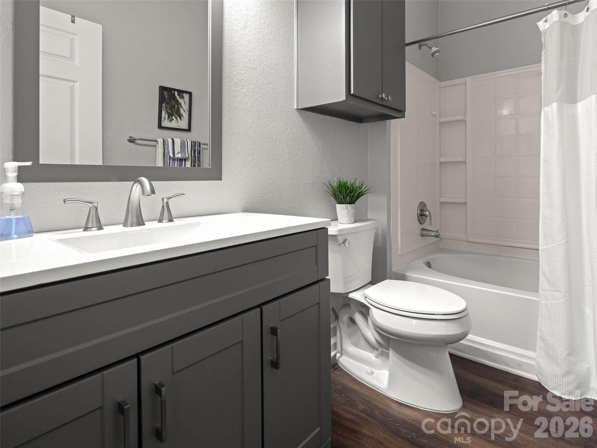 Seasons At Biltmore Lake - Residential