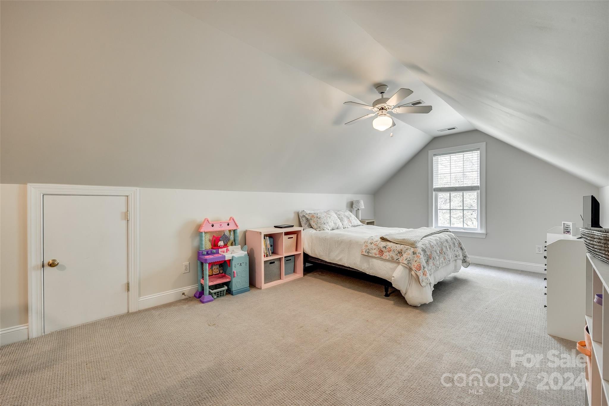 Lake Shore - Residential