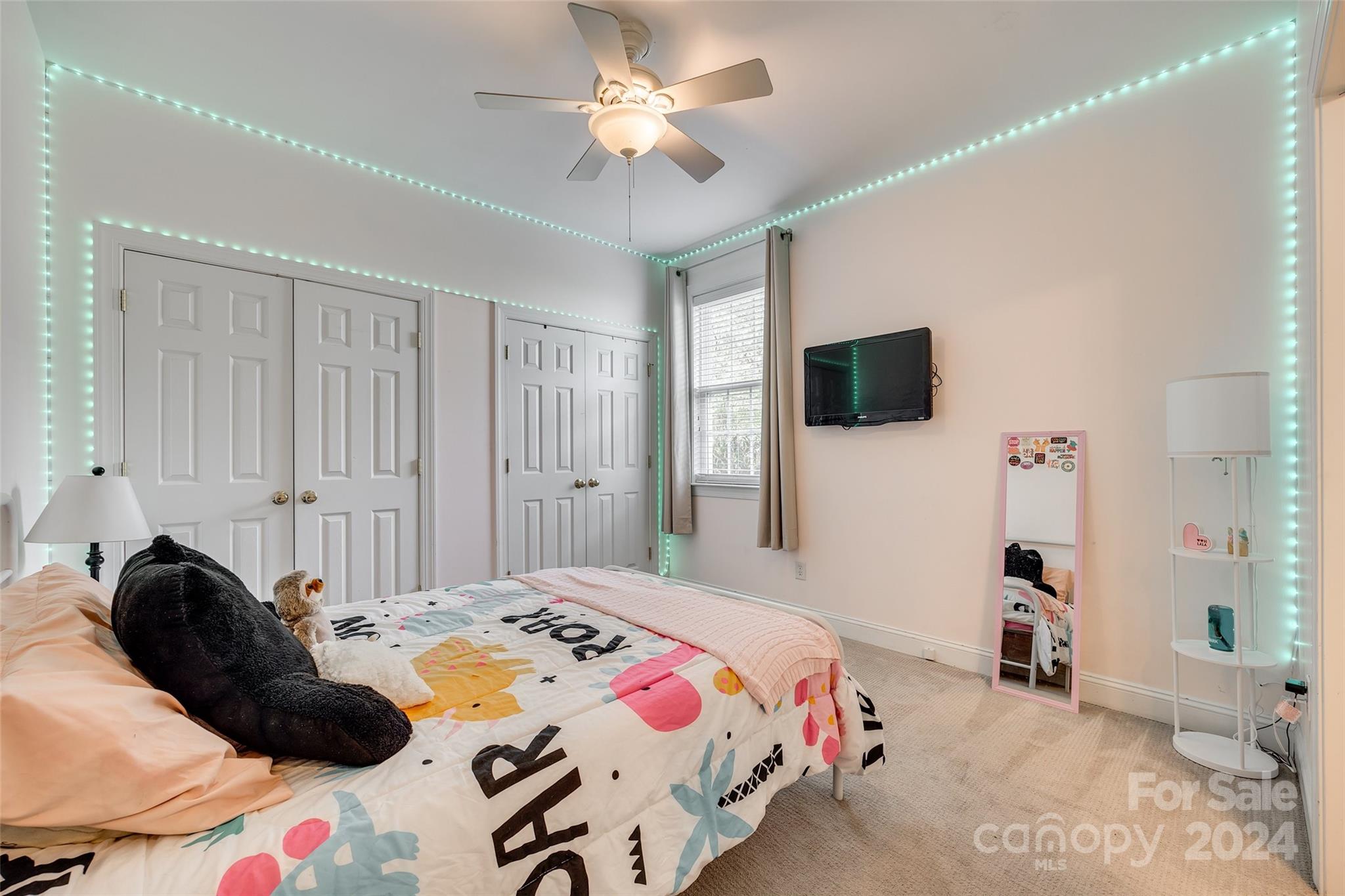 Lake Shore - Residential