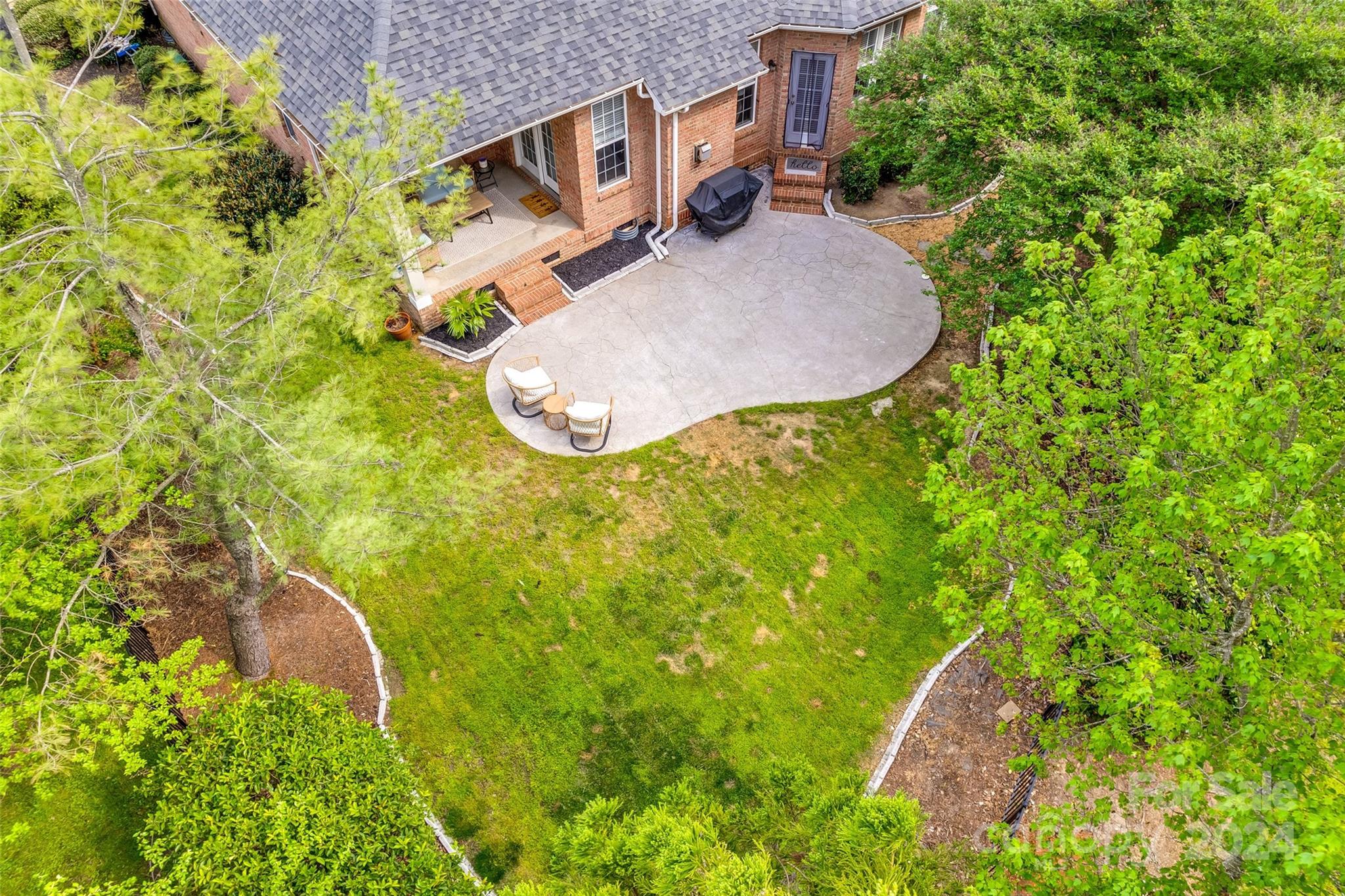 Lake Shore - Residential