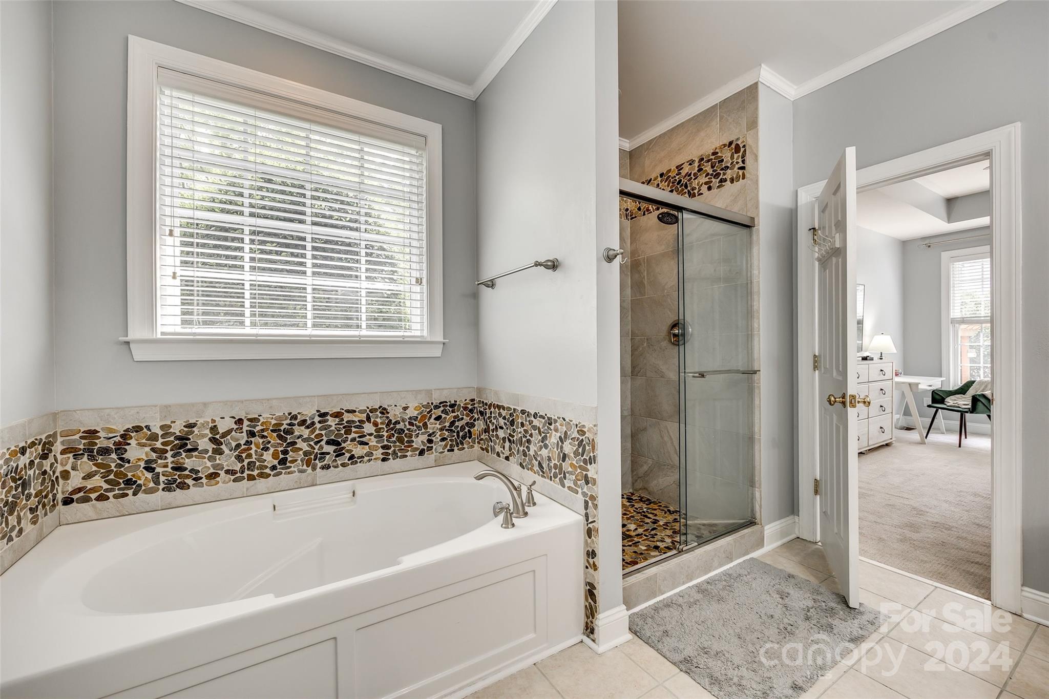 Lake Shore - Residential