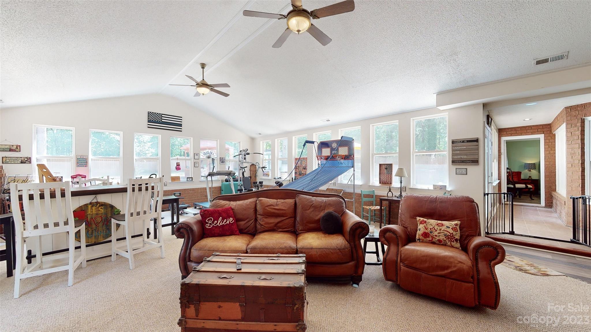 White Oaks - Residential