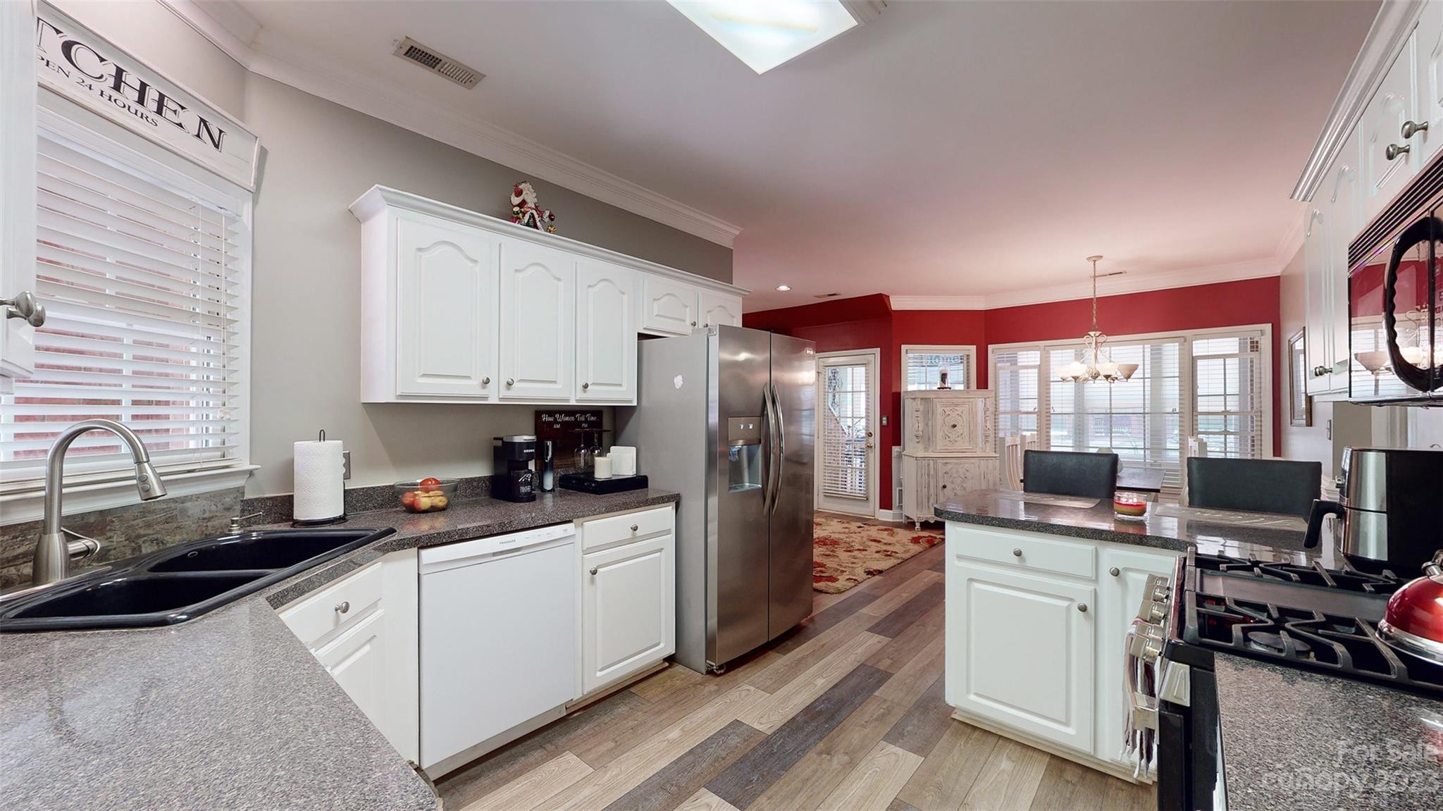 White Oaks - Residential