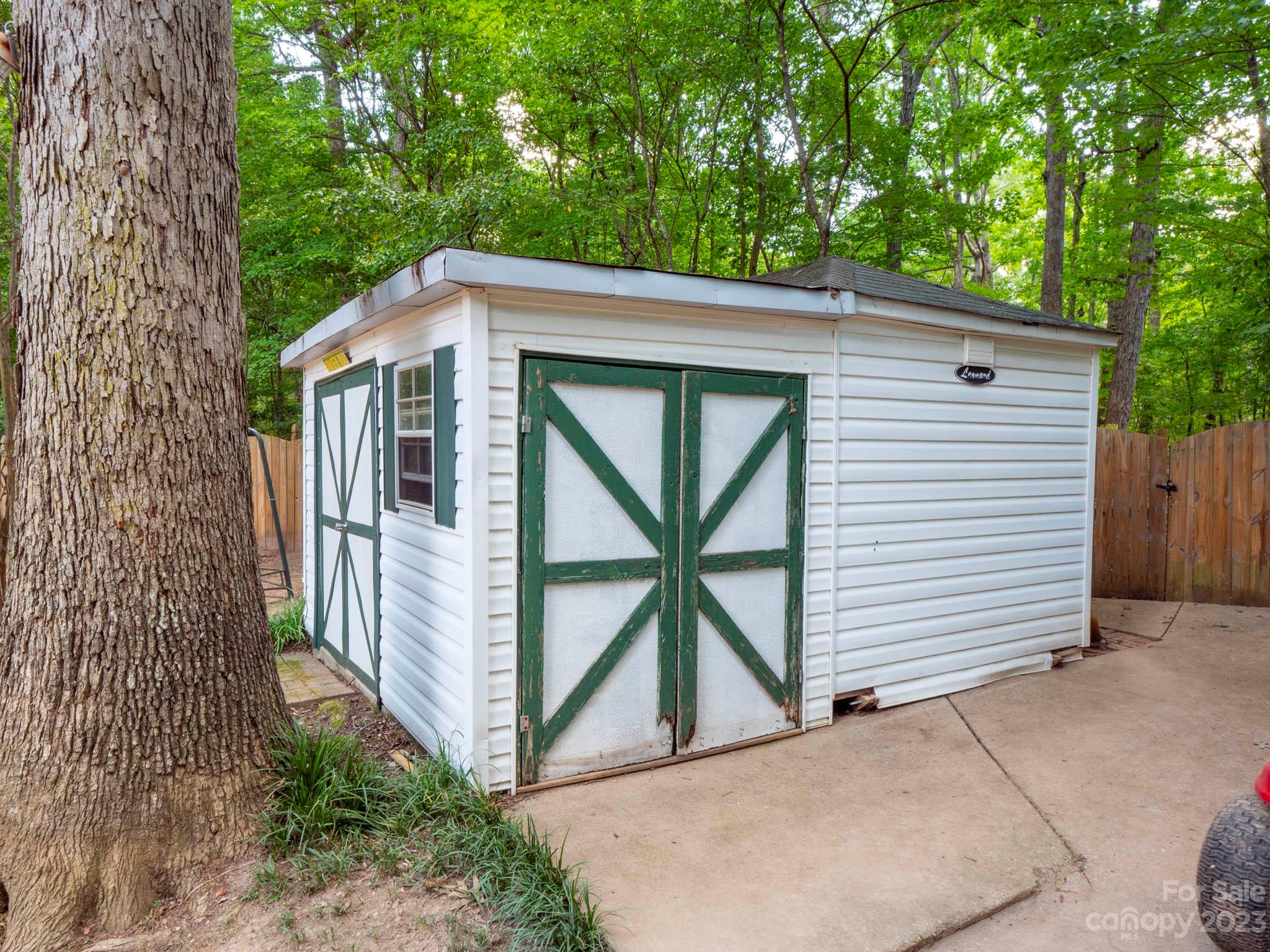 White Oaks - Residential