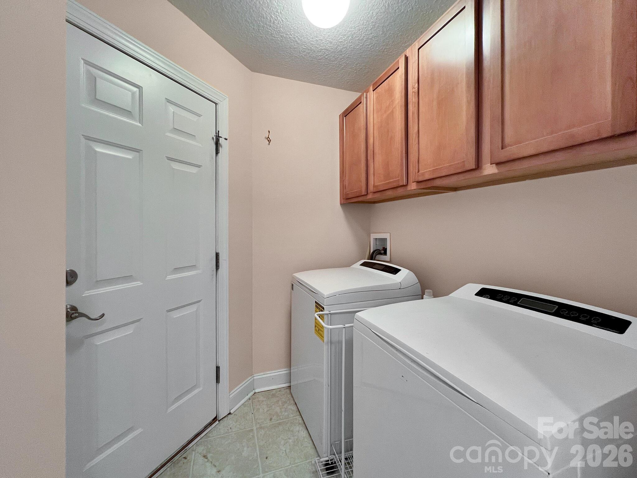 Fox Glen - Residential