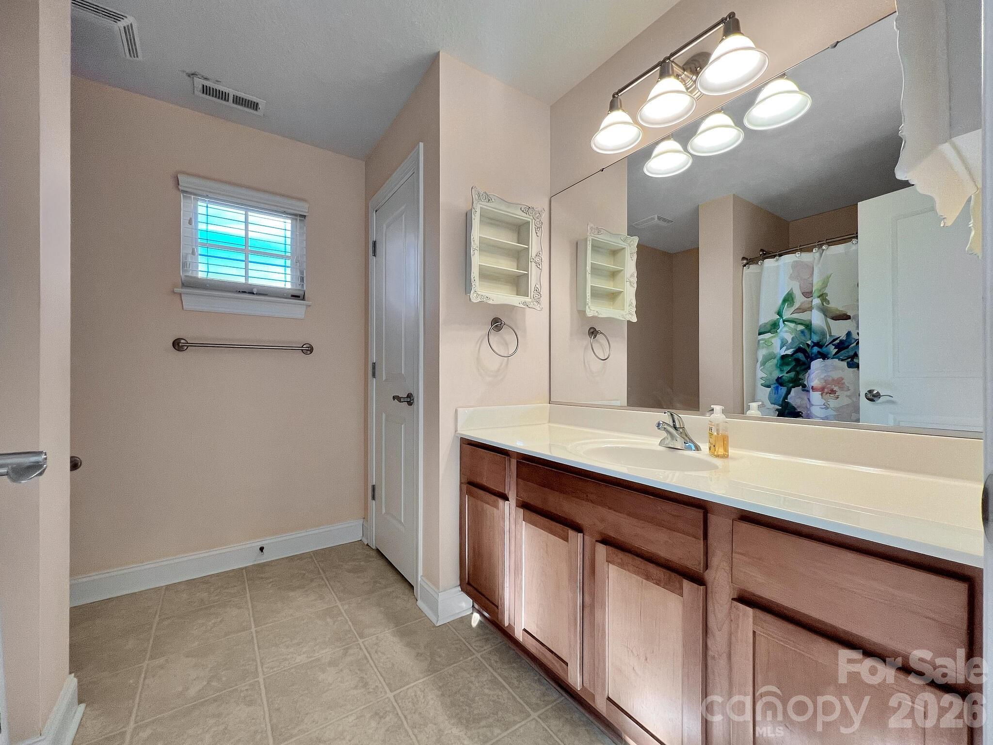 Fox Glen - Residential