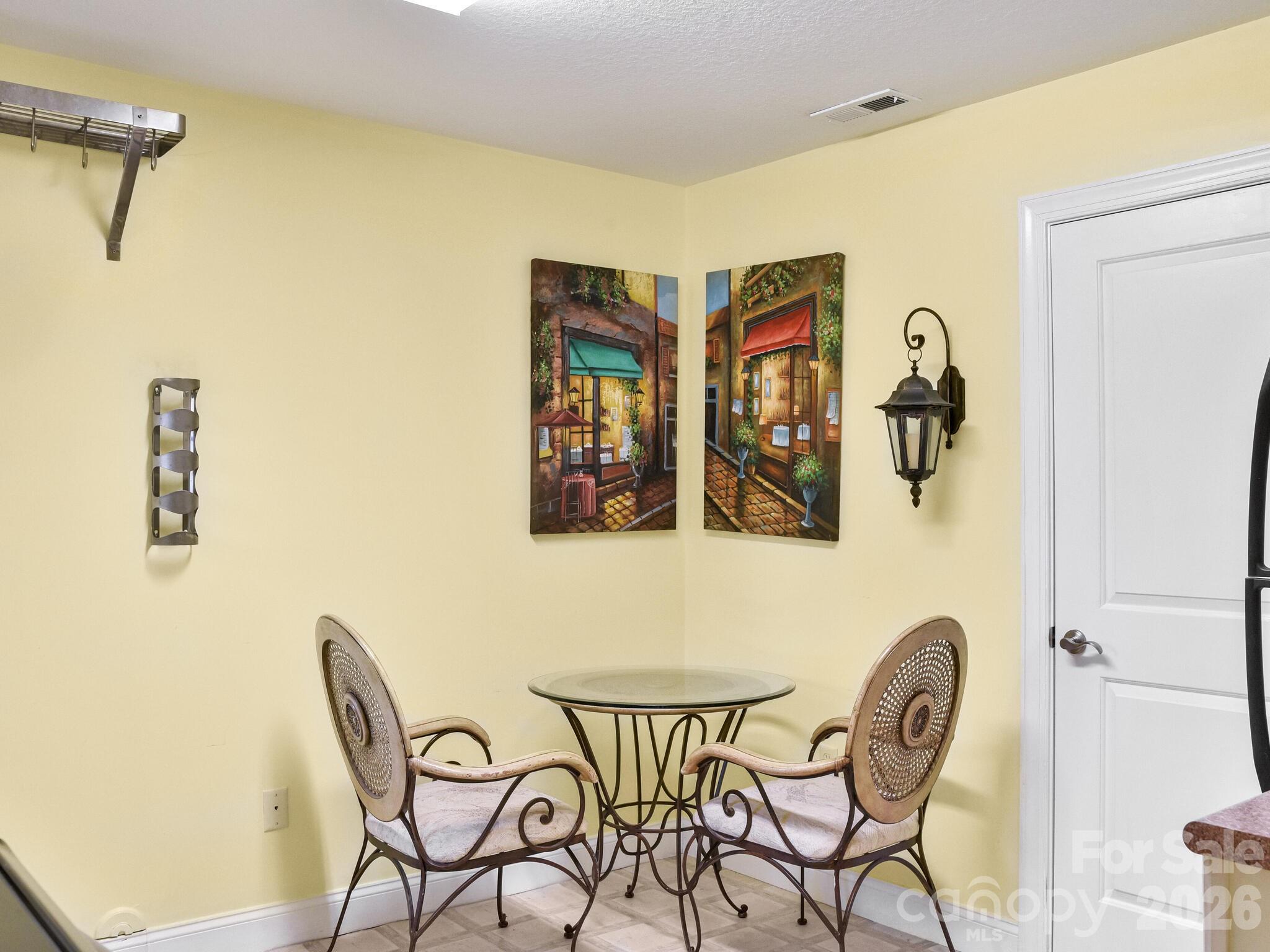 Fox Glen - Residential