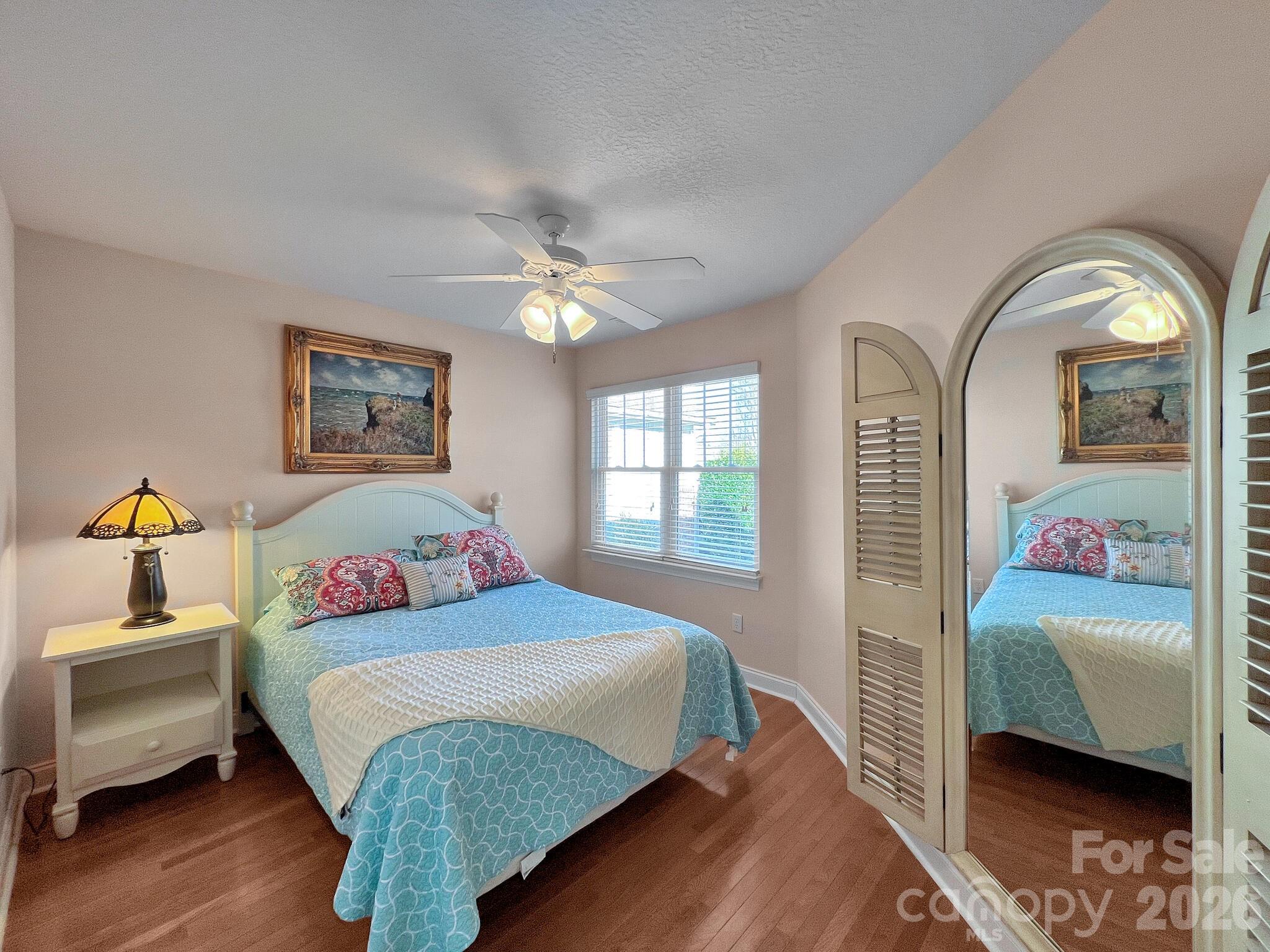 Fox Glen - Residential