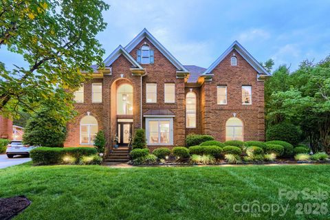 Photo of 6605 Saunton Court, Charlotte, NC 28277 (MLS # 4385857)
