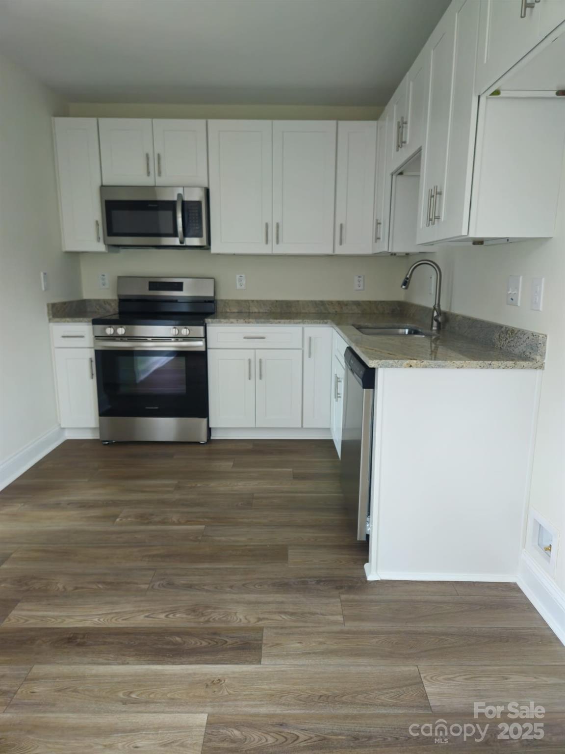 6615 Santa Cruz Trail