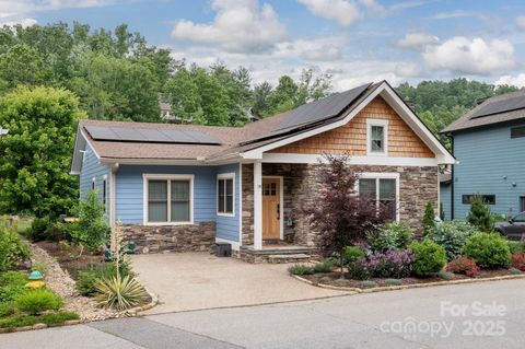 18 Destination Drive Asheville NC 28806