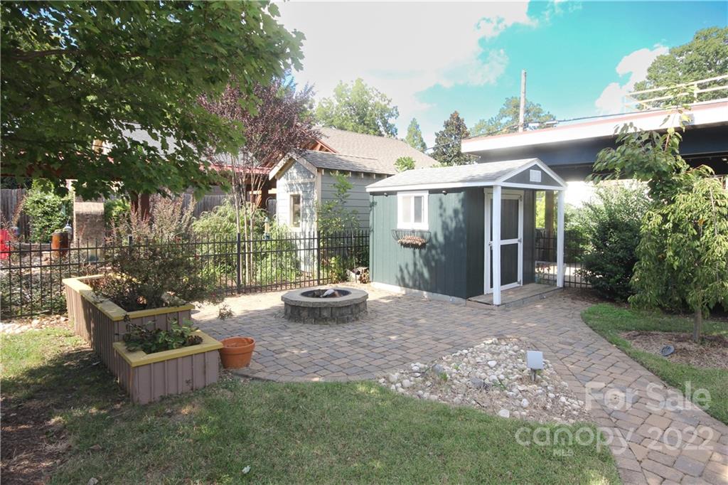 The Arts District - Residential