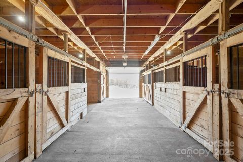 447 Willow Pond Lane Hiddenite NC 28636