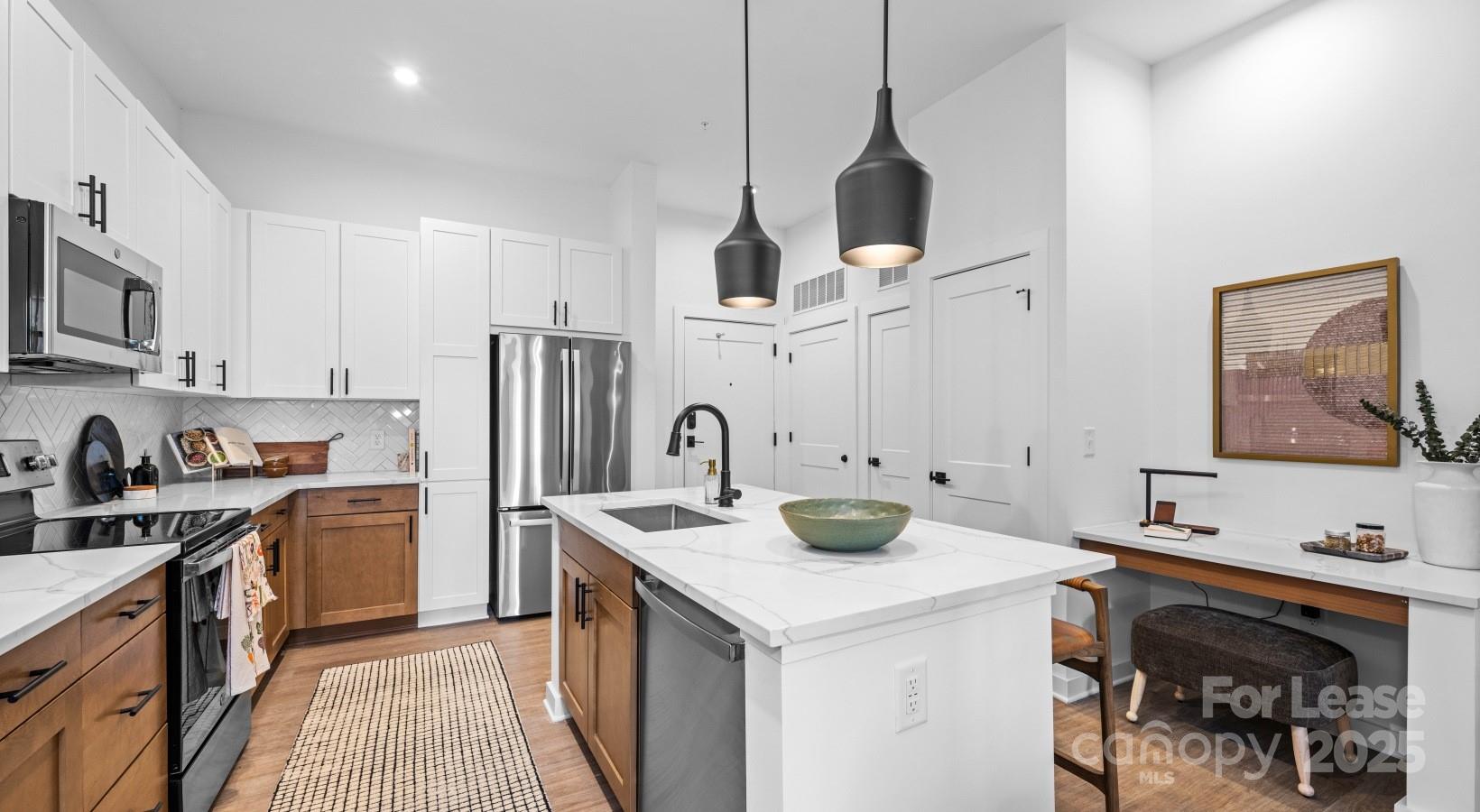 Charlotte, North Carolina 28205, United States, 1 Bedroom Bedrooms, ,1 BathroomBathrooms,Residential,Active,46957