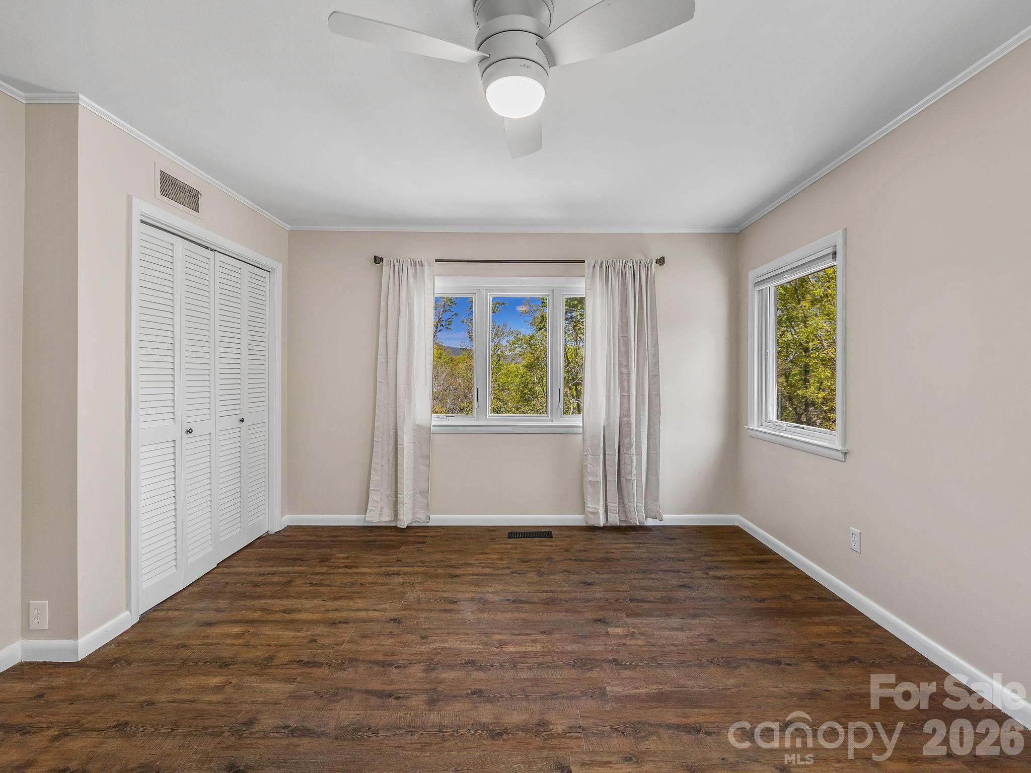 Persimmon Hill - Residential