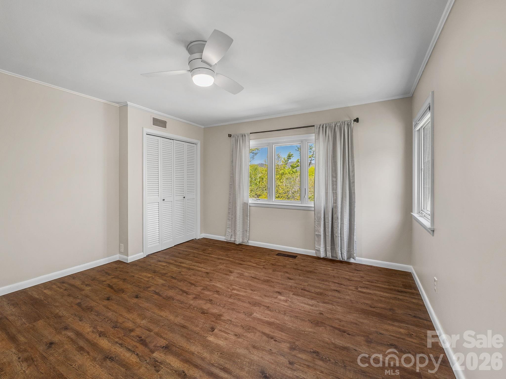 Persimmon Hill - Residential