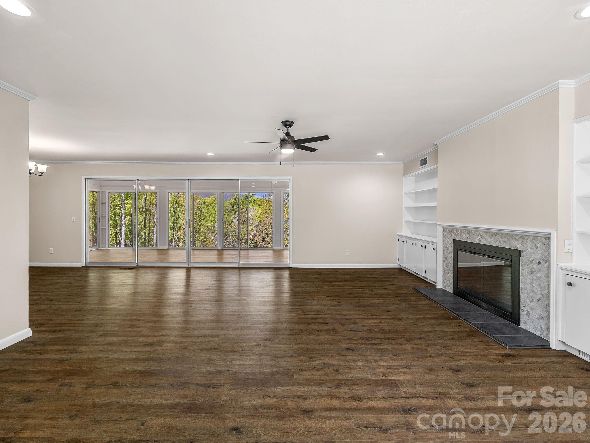 Persimmon Hill - Residential