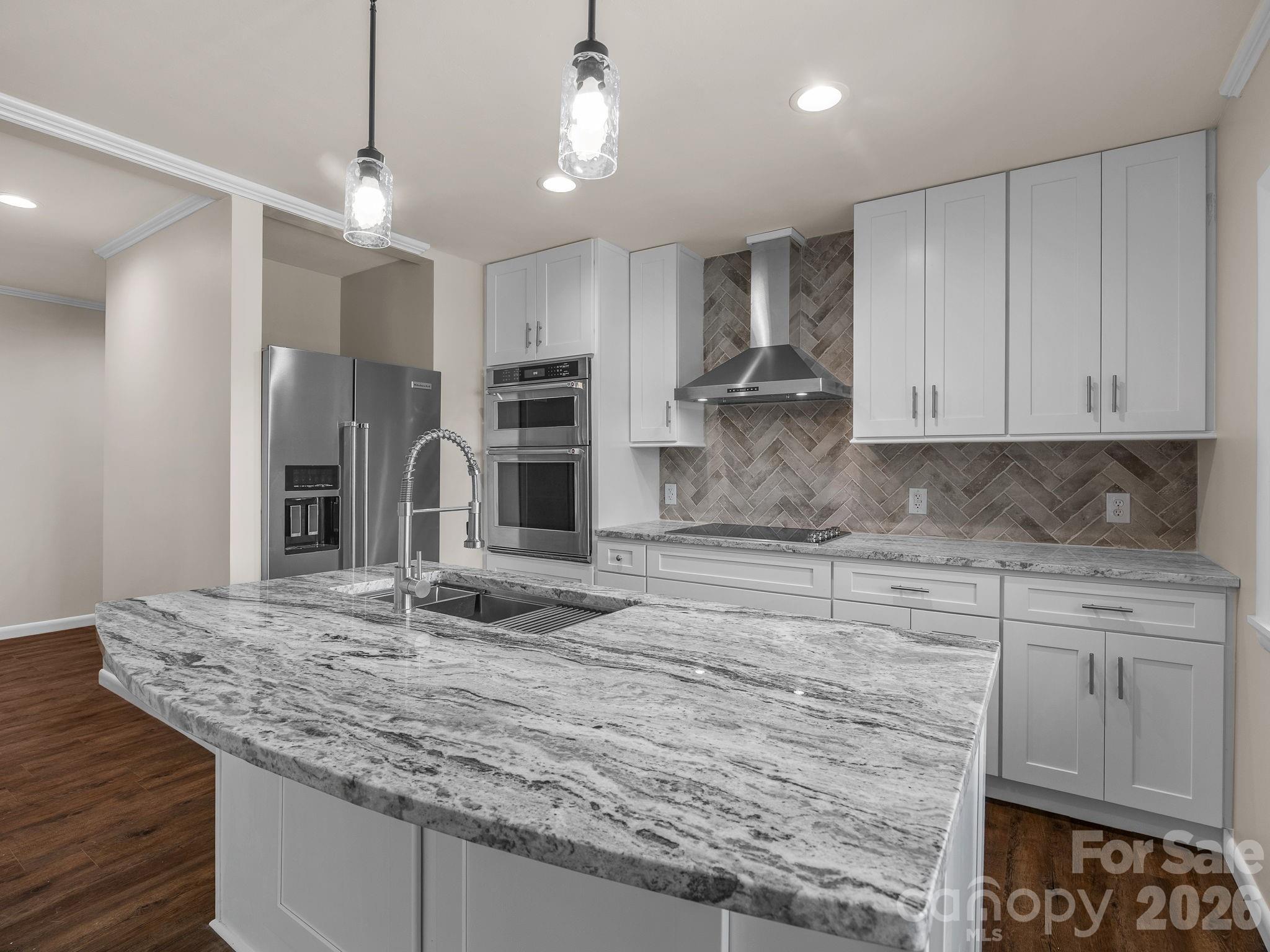 Persimmon Hill - Residential