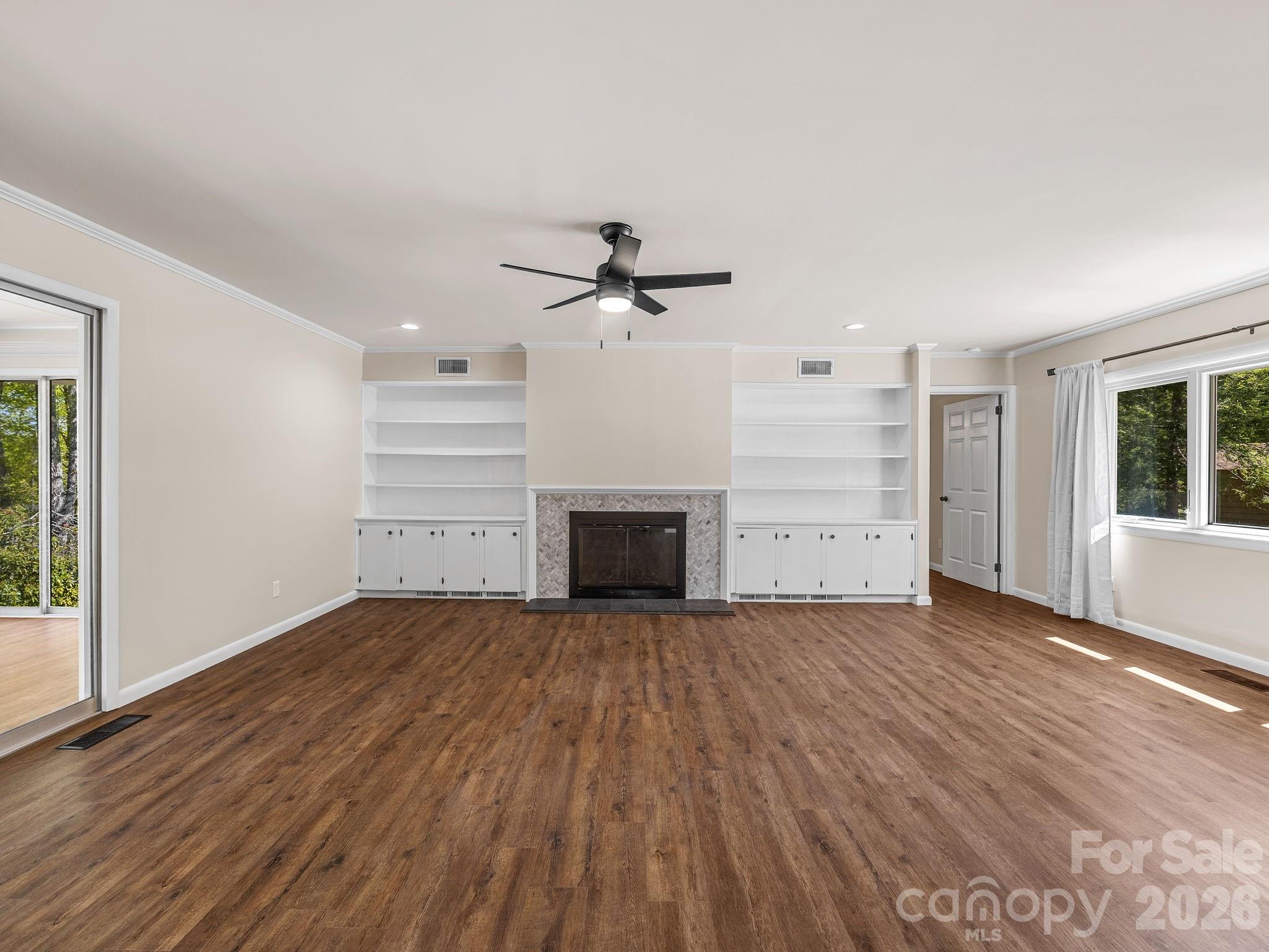 Persimmon Hill - Residential