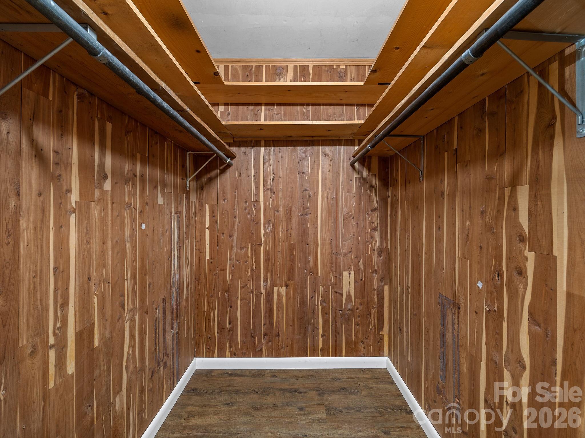 Persimmon Hill - Residential