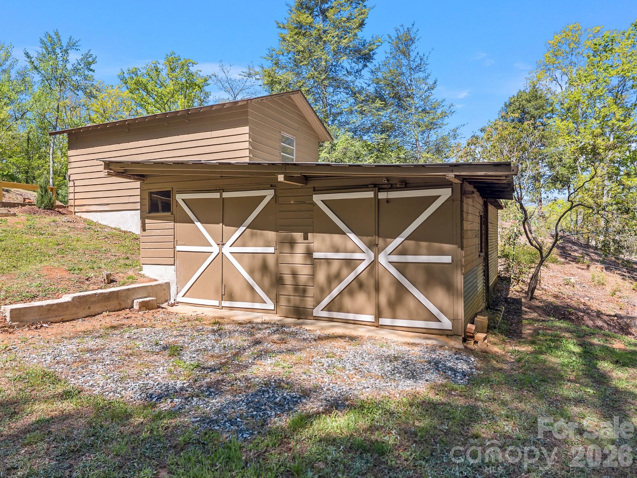 Persimmon Hill - Residential