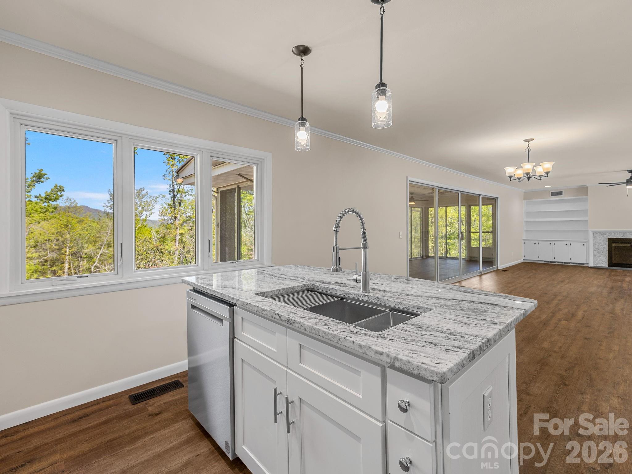 Persimmon Hill - Residential