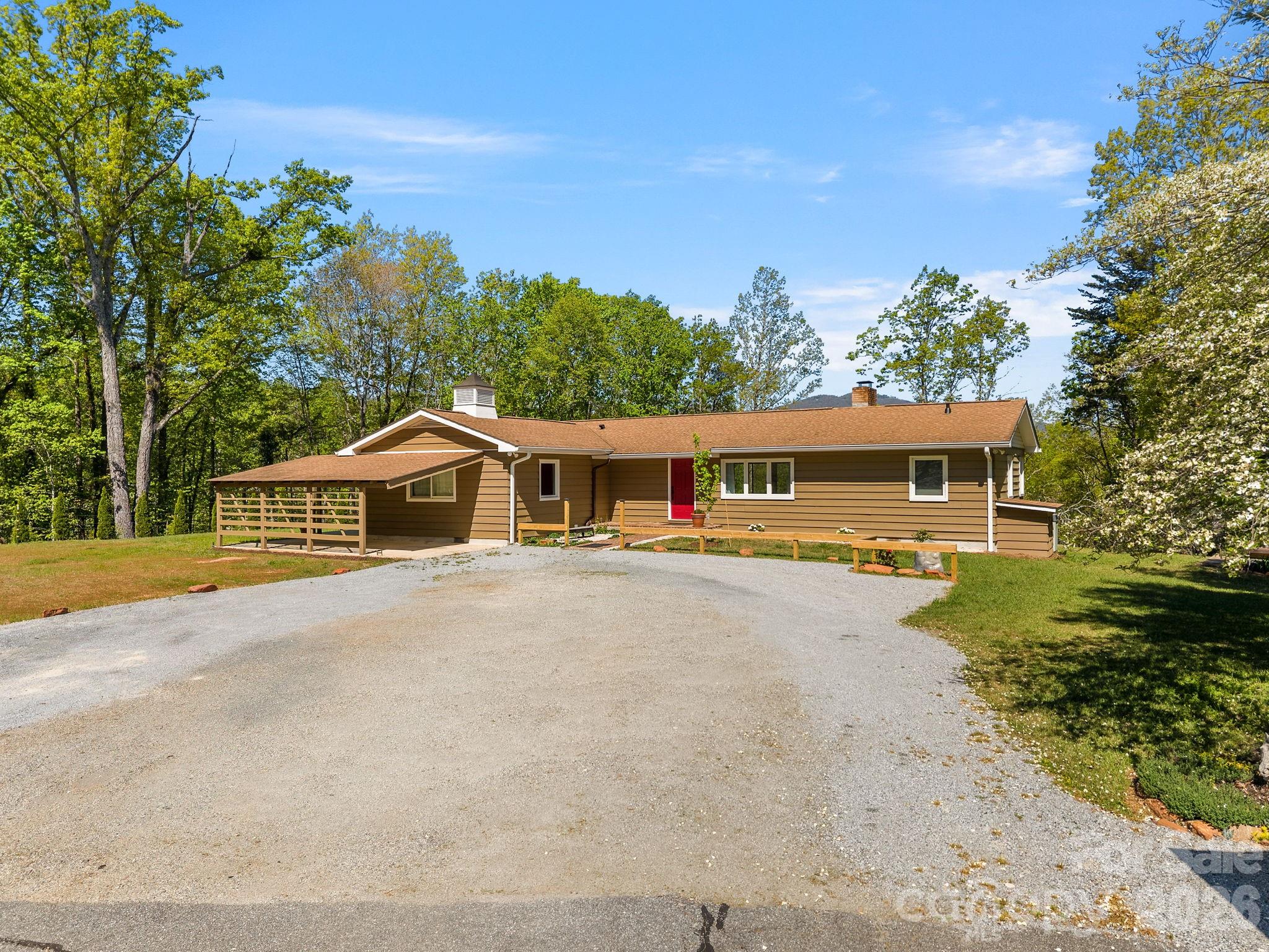 Persimmon Hill - Residential