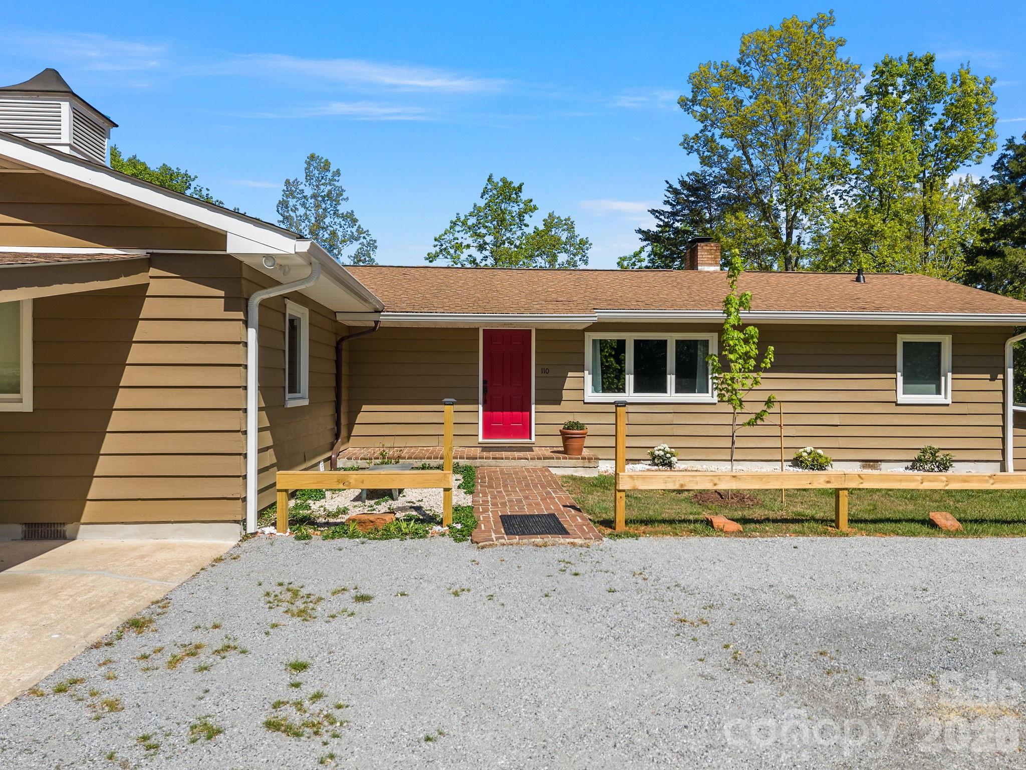 Persimmon Hill - Residential