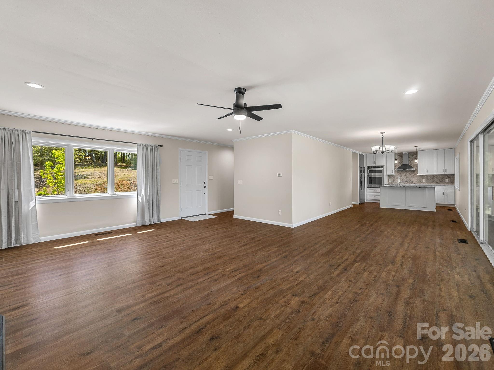 Persimmon Hill - Residential