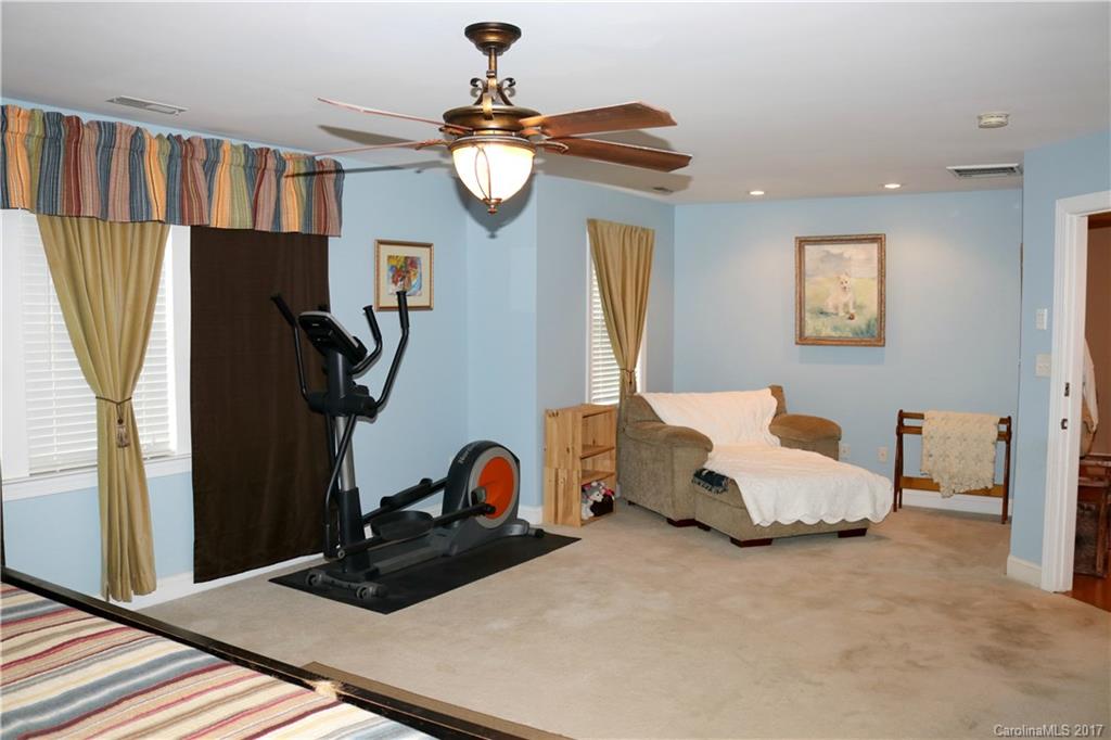 Hilton Meadows - Residential