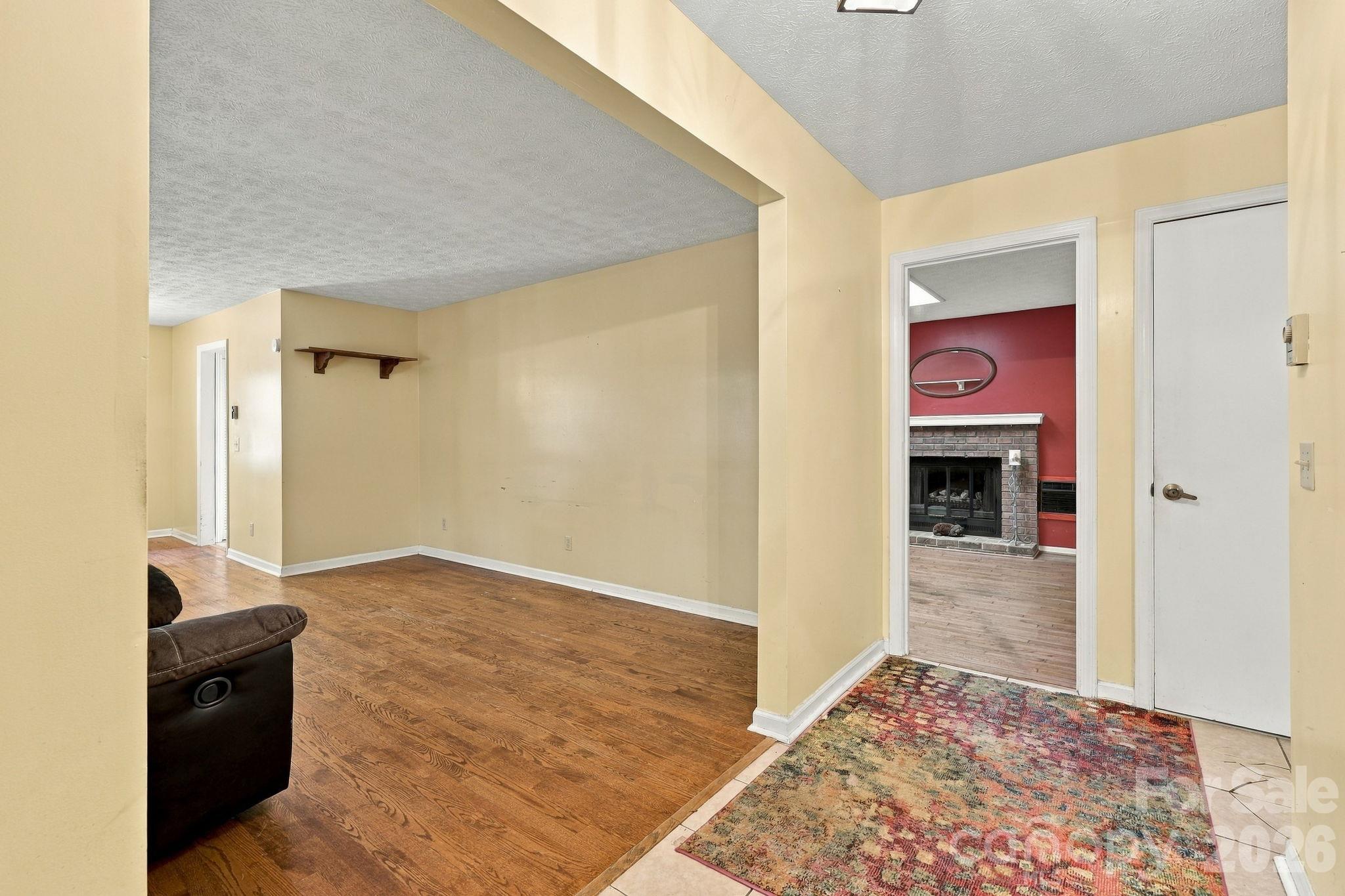 252 Foxhunt Lane
