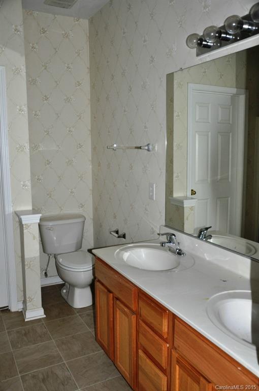 Autumn Cove at Lake Wylie - Residential Lease