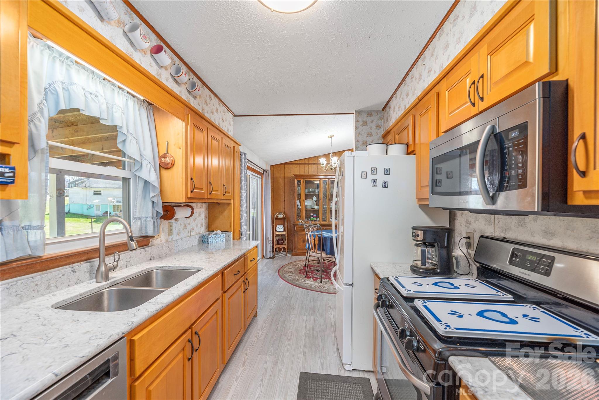 F T Ball - Residential