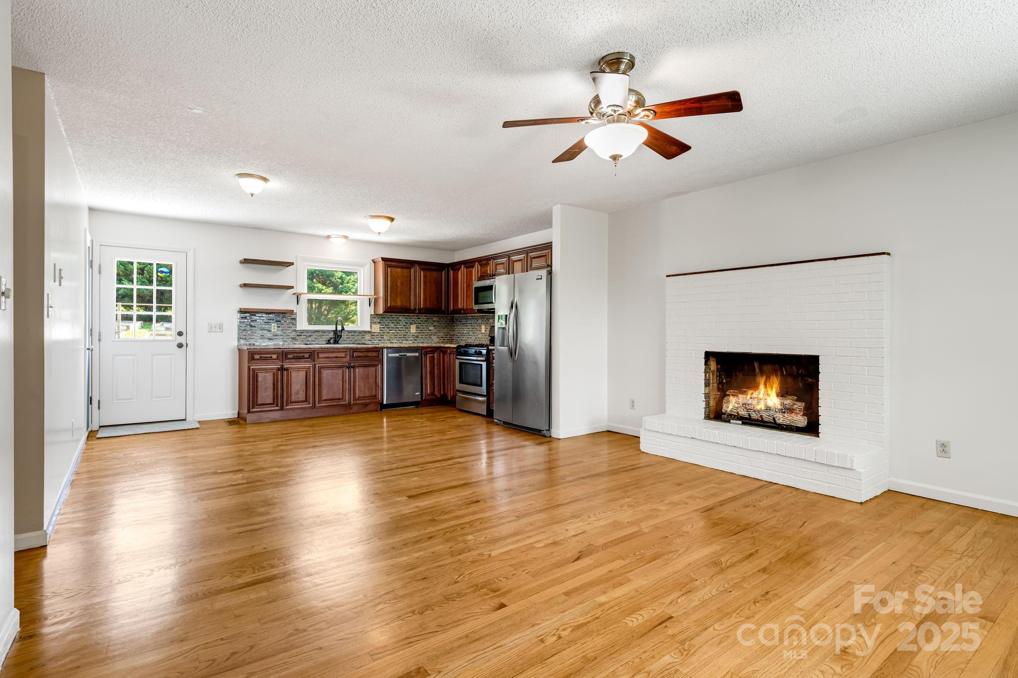 1360 Jupiter Road