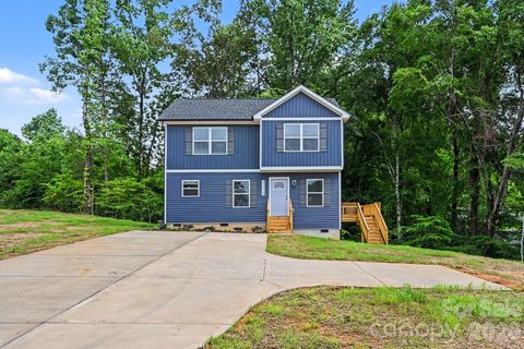 Photo of 4218 Pine Street, Kannapolis, NC 28081 (MLS # 4392133)