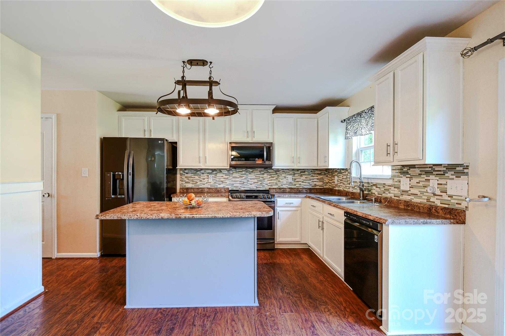 2052 Grimley Lane