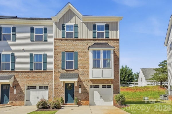 2606 GRANTHAM PLACE DR, FORT MILL, SC 29715 - Image cc103e8a72d4ecaab40d2699ad2286e2/4240603607