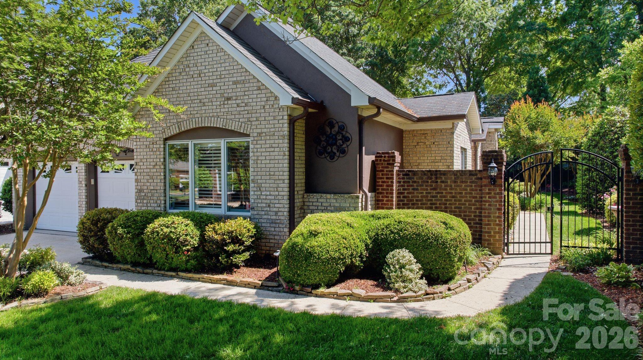 Preston At The Lake - Residential