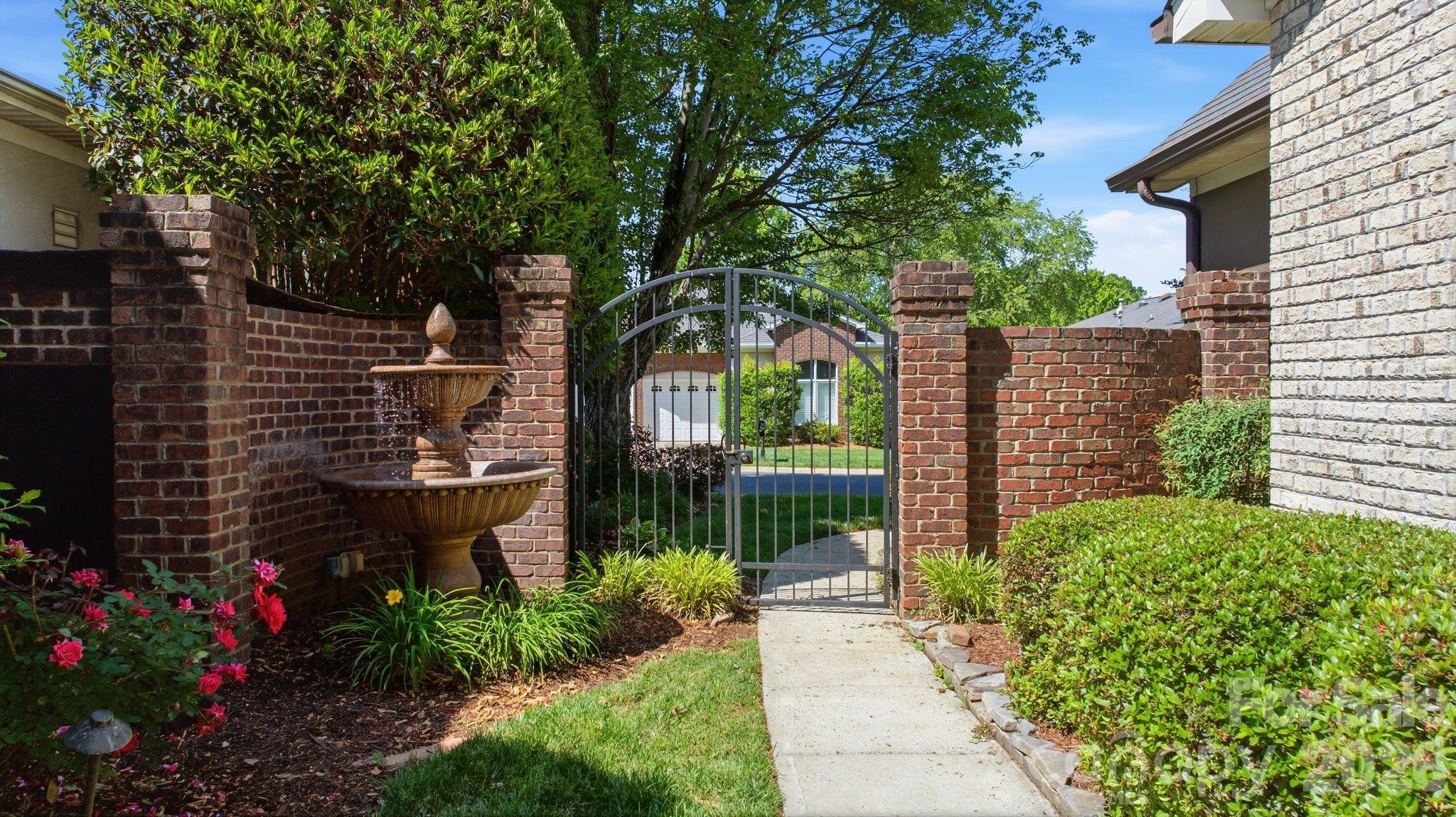 Preston At The Lake - Residential