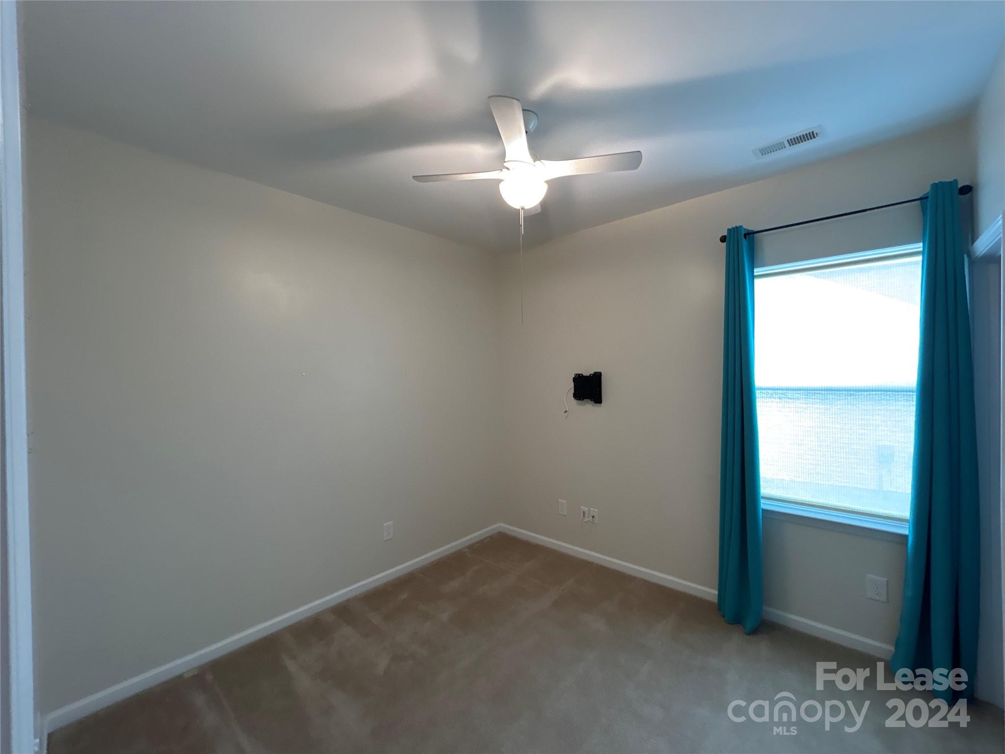 Curtis Pond - Residential Lease