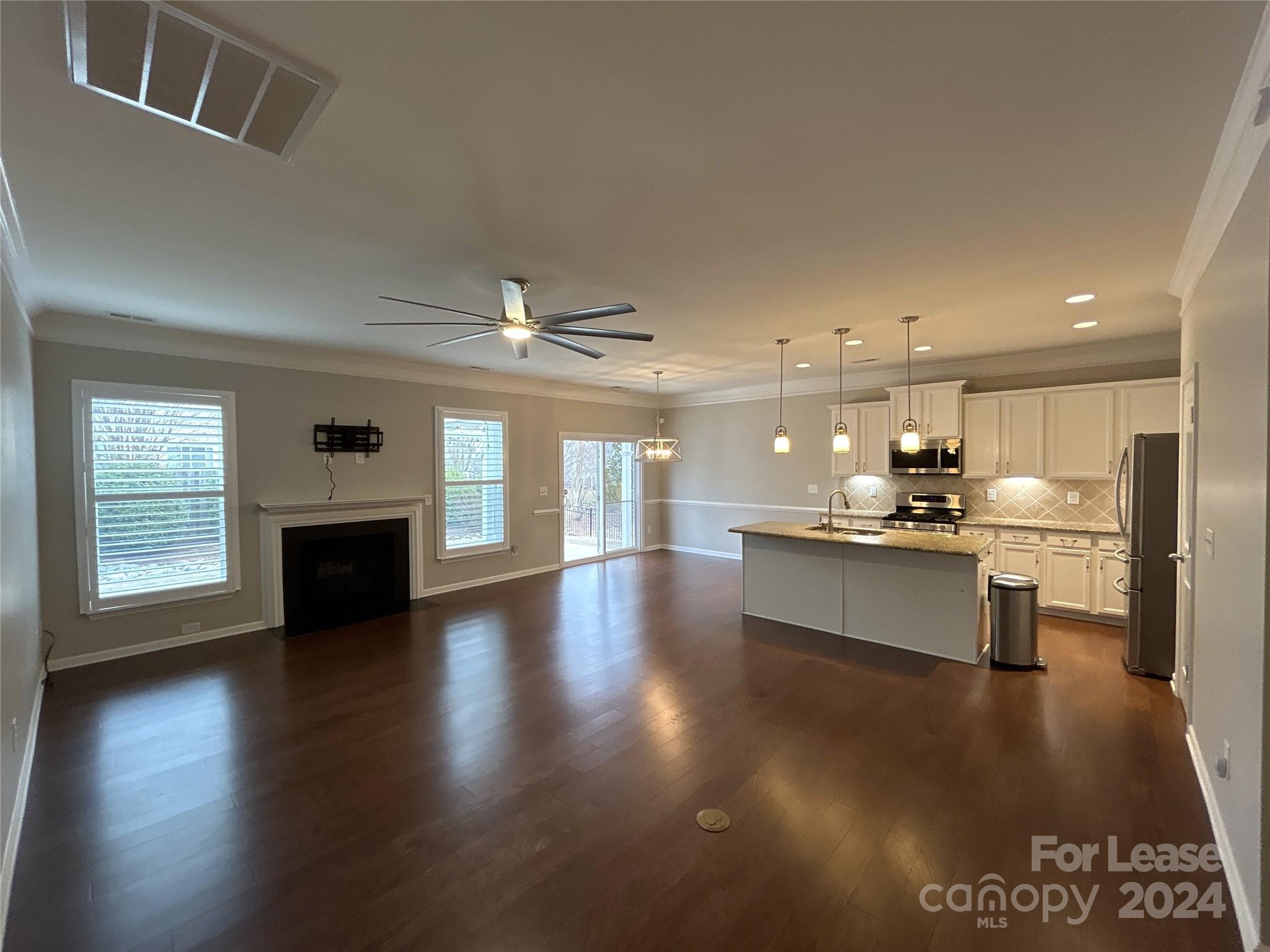 Curtis Pond - Residential Lease